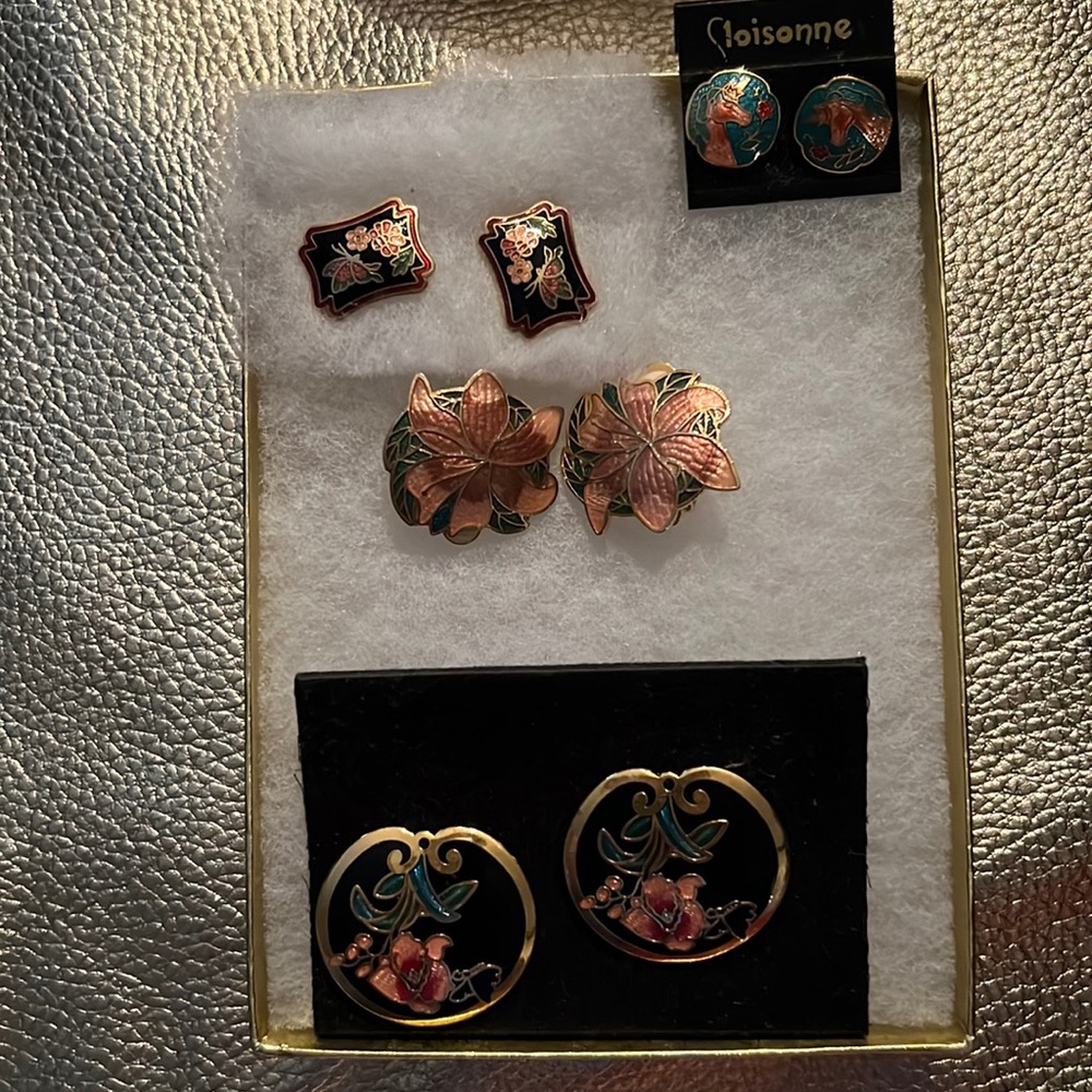 4- pairs Cloisonné Earrings